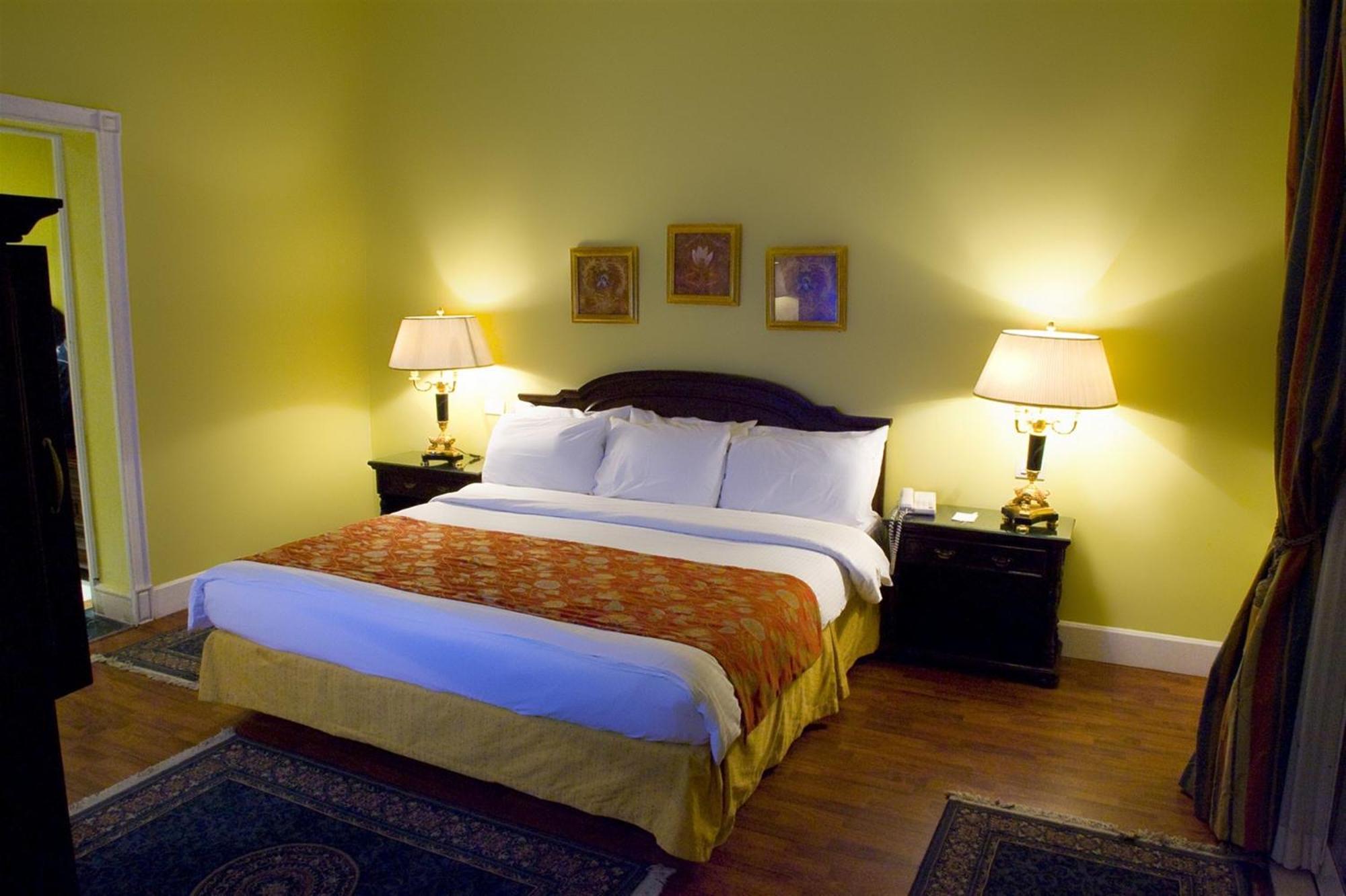 Helnan Auberge Fayoum Bagian luar foto