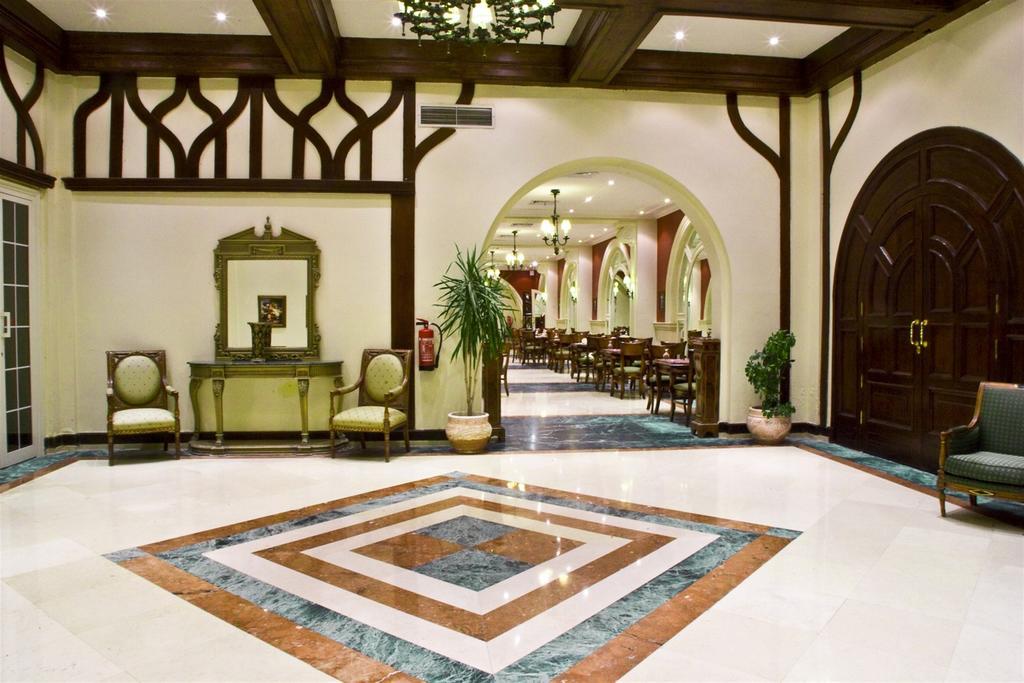 Helnan Auberge Fayoum Bagian luar foto