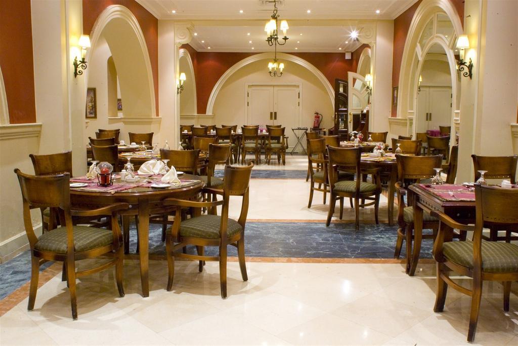 Helnan Auberge Fayoum Bagian luar foto