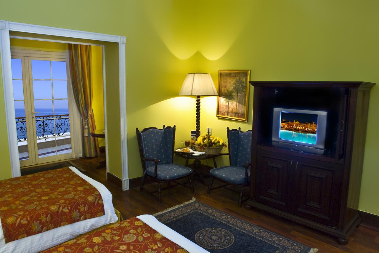 Helnan Auberge Fayoum Bagian luar foto