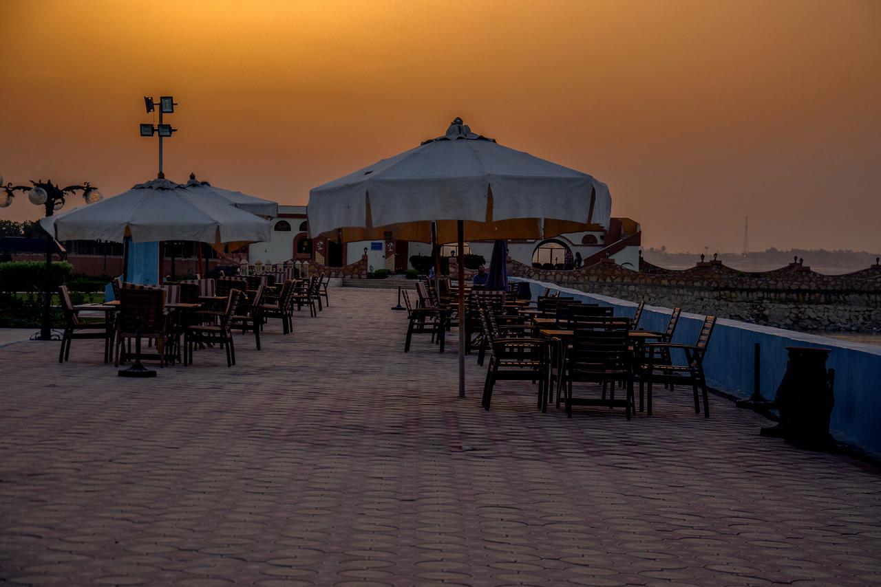 Helnan Auberge Fayoum Bagian luar foto