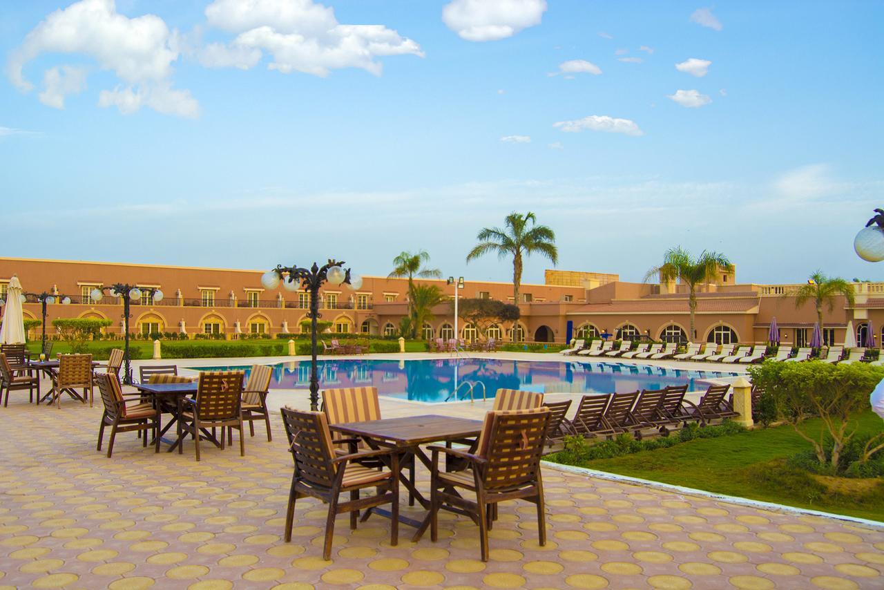 Helnan Auberge Fayoum Bagian luar foto